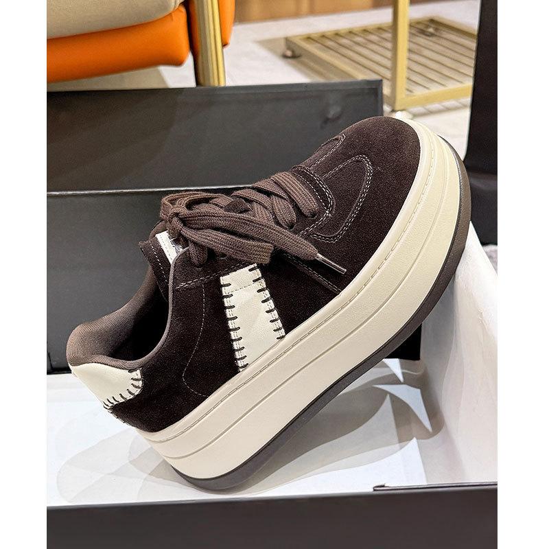 Rindslederversion Damen Herbst und Winter neue dicksohlige Muffin-Damenschuhe vielseitige Leder-Freizeit-Sportschuhe