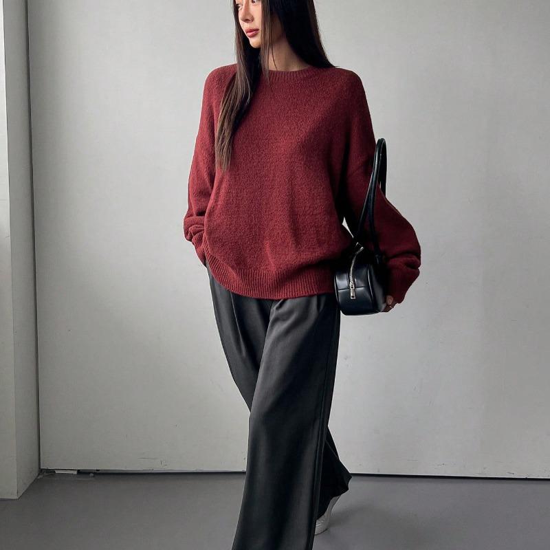 Autumn and winter new simple pullover knitted sweater crew neck sweater women's loose versatile lazy style solid color top tide