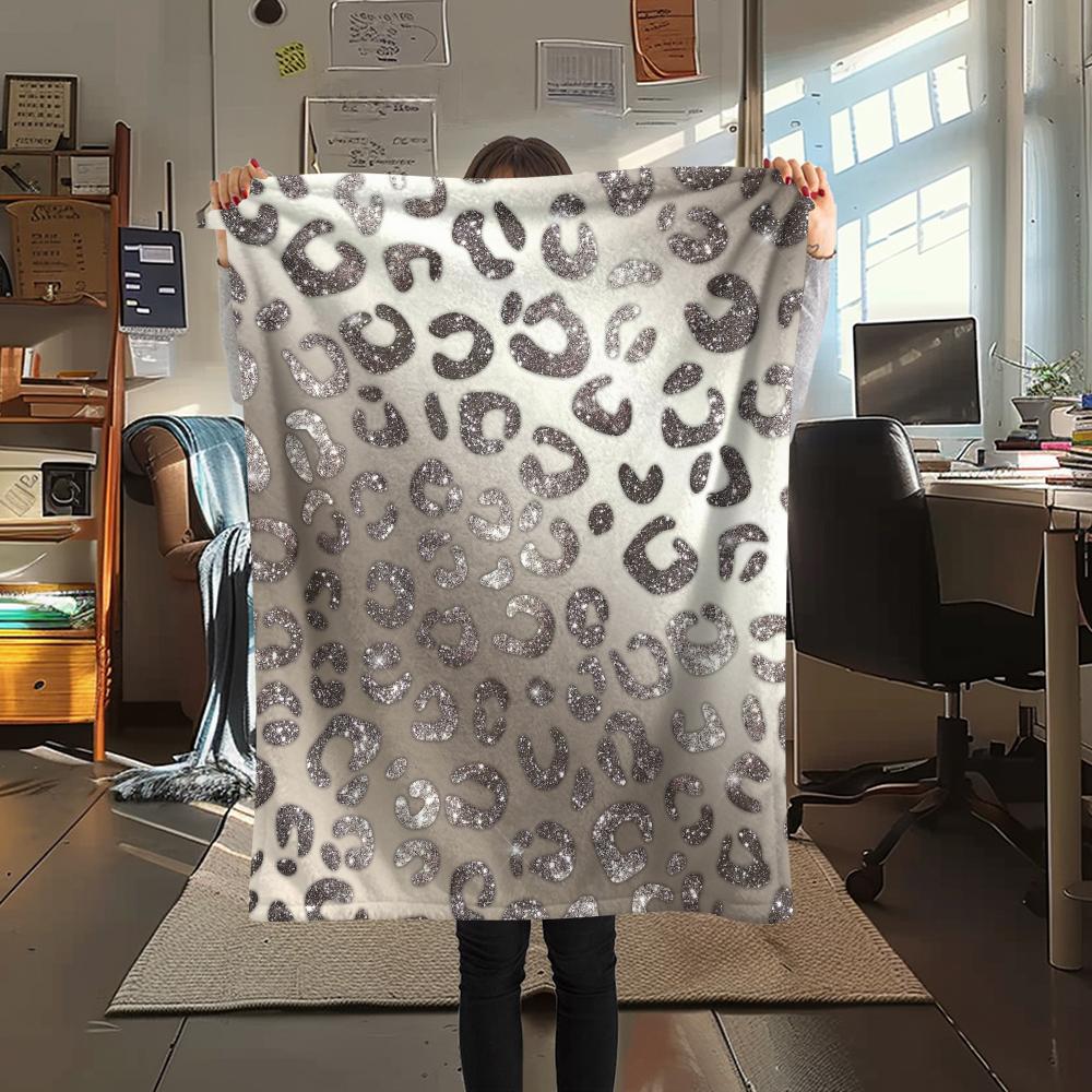 1Pc Shinning Leopard Print Flannel Blanket, High quality Comfortable for All Seasons, Home Decor, Warmth and Comfort, Perfect for Gifts