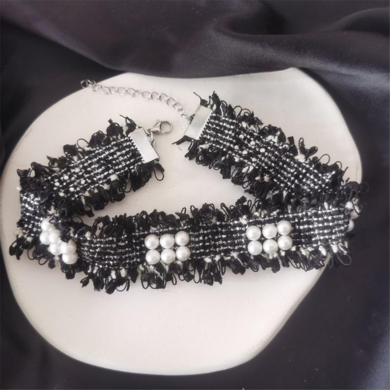 Small Flower Pearl Choker Necklace Sweet Cool Choker Neck Chain Temperament Neckband Jewelry Clavicle Chain Necklace