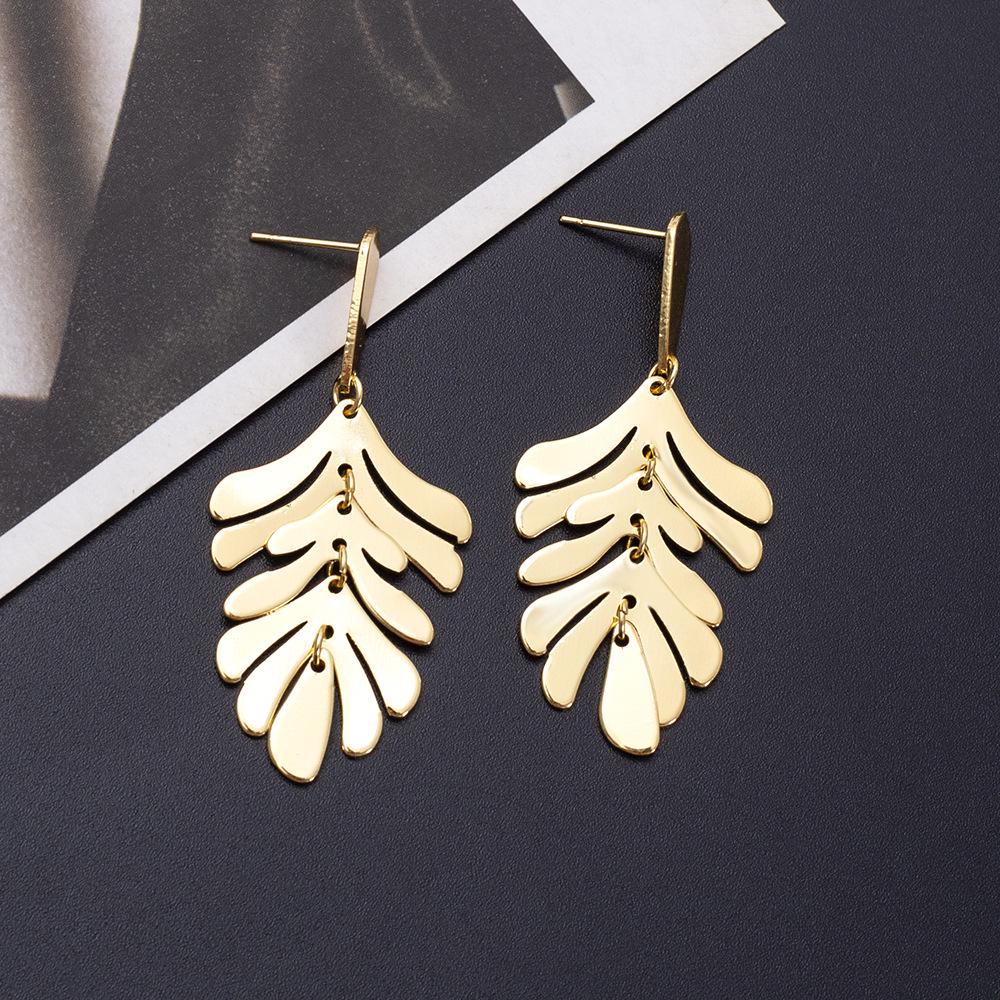 

Korean Fashion Leaf Tassel Earrings - Women s Retro Christmas Style золотой