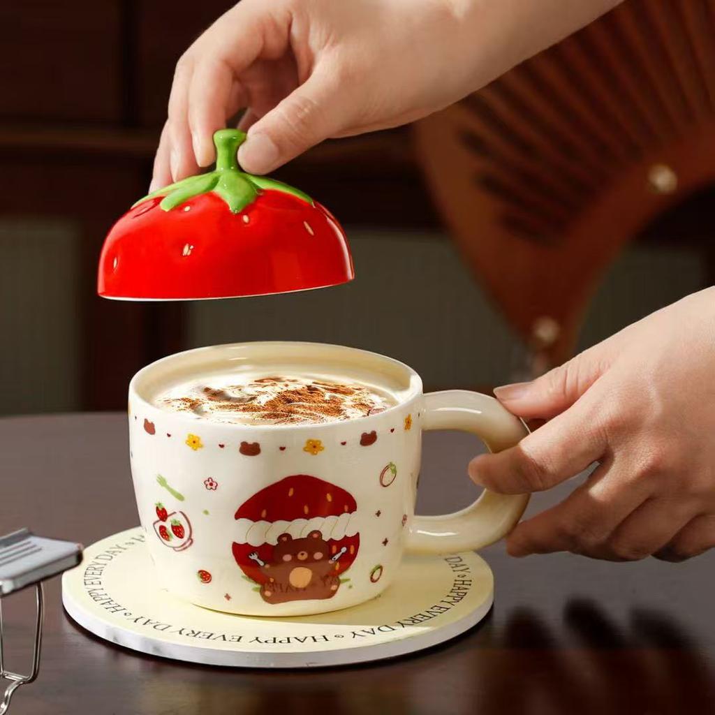 Strawberry Bear Ceramic Cup with Lid for Girls Gifts for Home Use Water Cup Mug High Looking Couple Milk Breakfast Cup