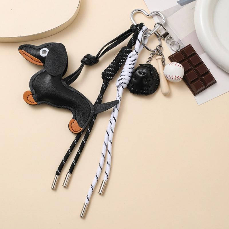 Vintage Teckel Sleutelhanger Unieke Stijlen Stevige PU Materialen Elegante Charm voor Tas en Sleutels Decoratie Dagelijks Gebruik