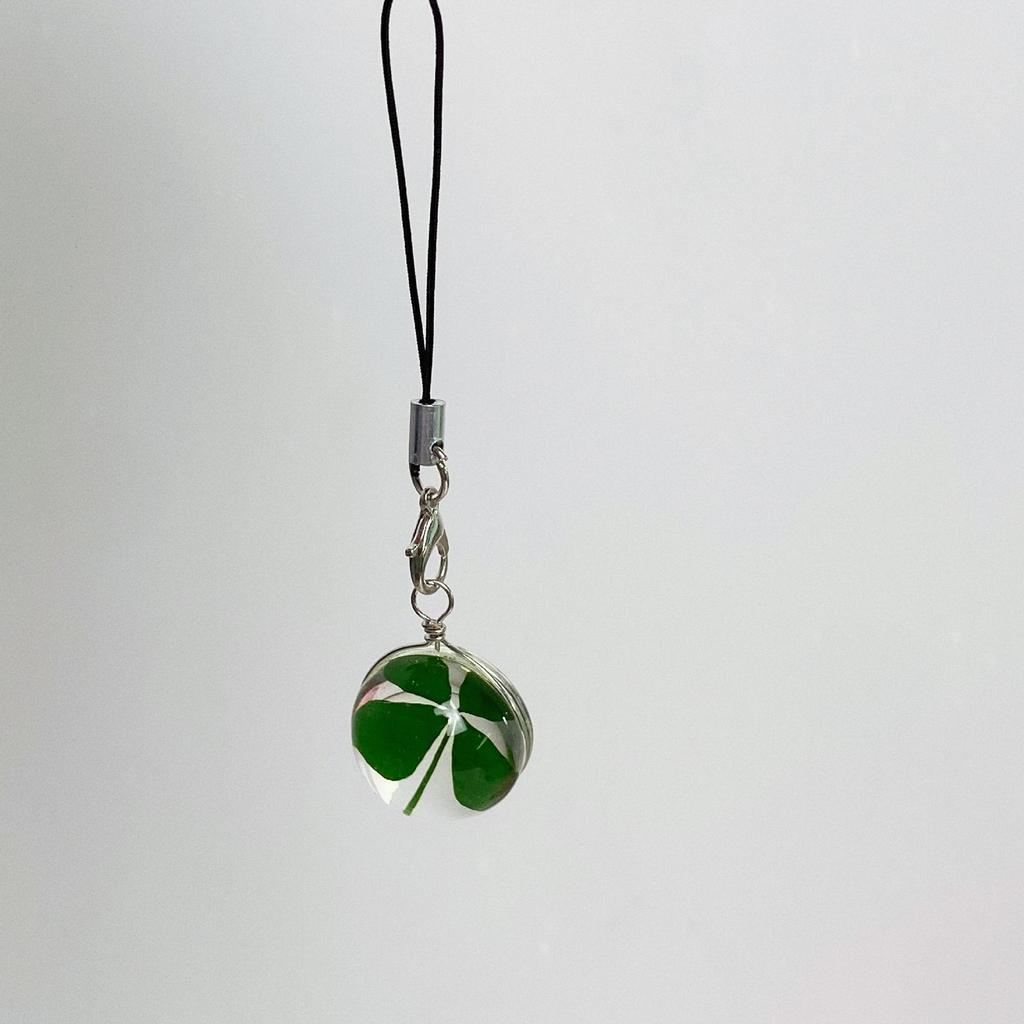 1 Pc Natural Clover Pendant Cross Border Lucky Star Dried Flower Bag Keychain Green Glass Pendant Pendant