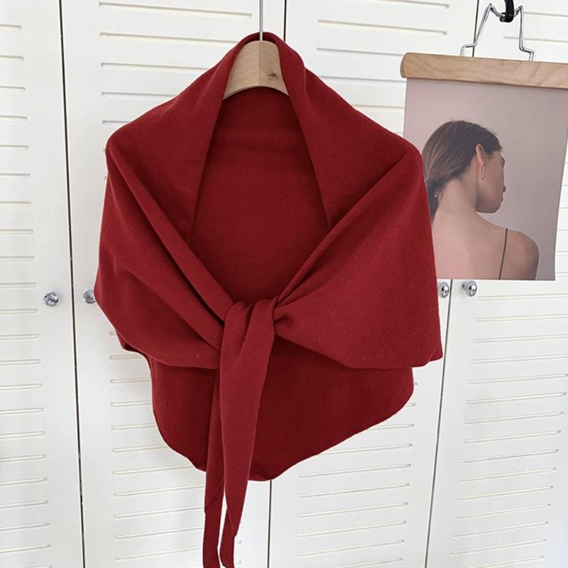 Versatiles Knitted Shawl Light weight Capes Fashionable Breathable Ponchos Warm Winter Accessory