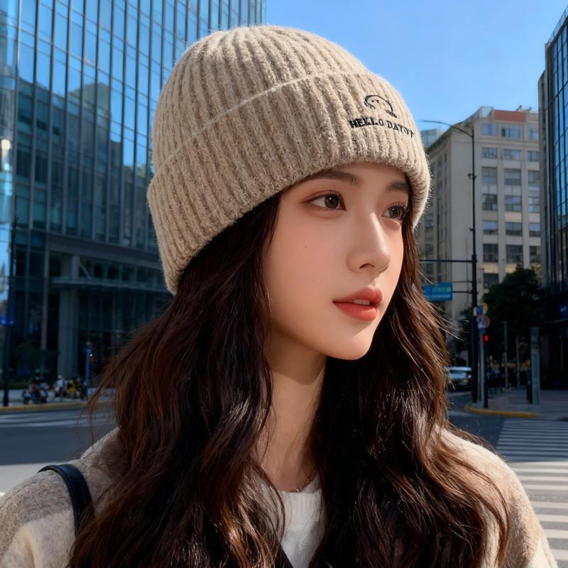 Knit Hat Women Autumn Winter Fashion Letter Embroidery Warm Beanie For Casual Wear