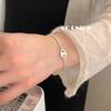 Bracelet Perle Irregulière Forme Spéciale Française Bracelet Femmes Niche Luxe Léger Exquis Doré Demi-Bracelet Bracelet Accessoires