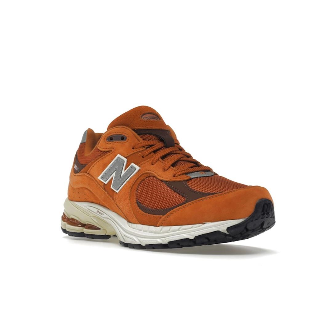 New Balance 2002R Rust Oxide Unisex Sneakers Orange Weiß Grau M2002RCB