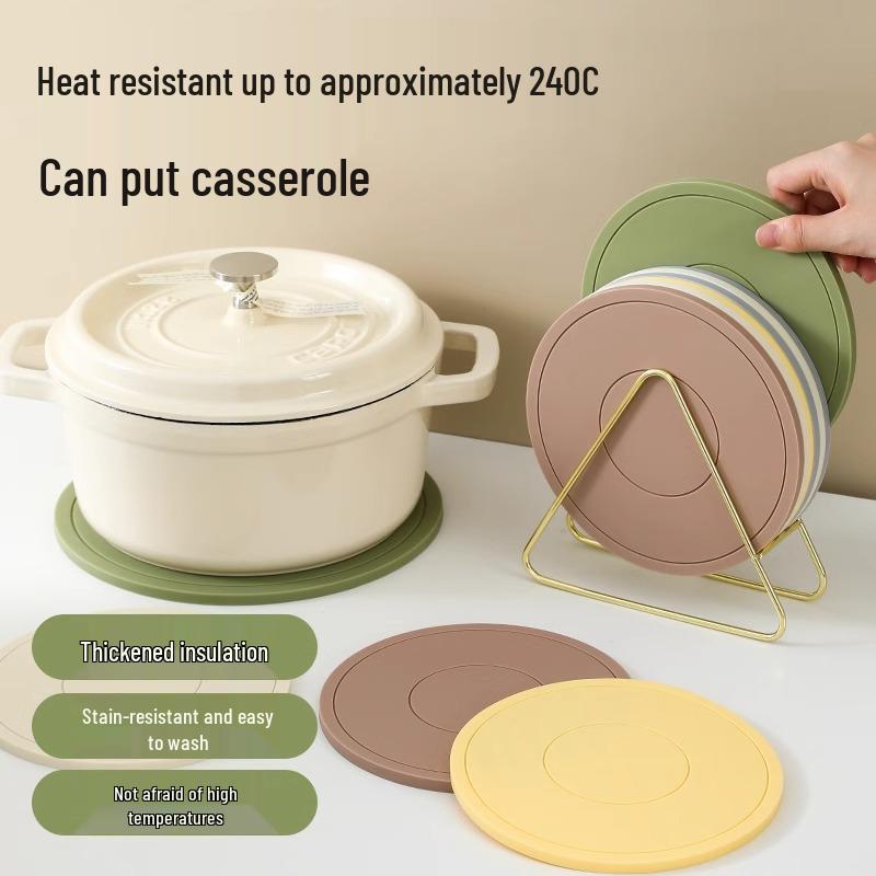Newcomer Exclusive Silicone Heat-Resistant Placemat & Coaster Set