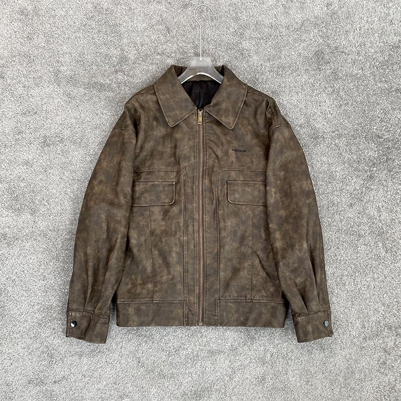 

Оформление: Комплект из кожаной куртки-косухи с эффектом потертости и мини-юбки для женщин Large