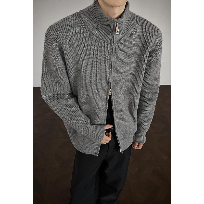 Men's Autumn Knit Cardigan - Loose Casual Stand Collar Jacket with Long Sleeves and Half High Collar Zipper.