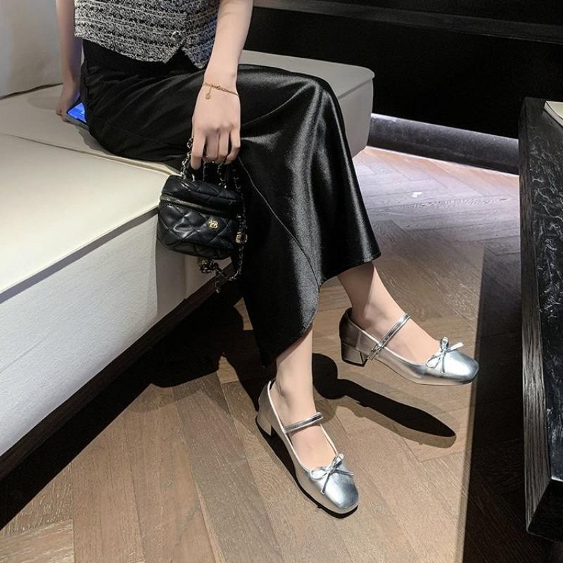 Summer New Large Size Thick Heel Bow Light Mouth One-word Buckle Strap Single Shoes Women's Mary Jane Small Leather Shoes