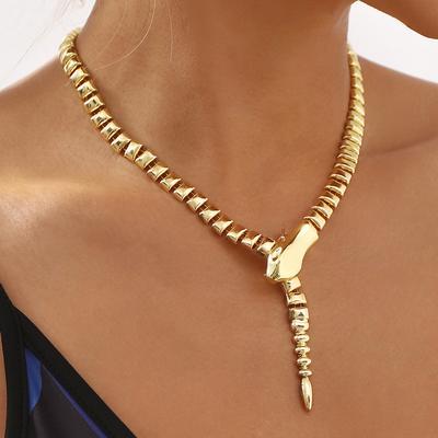 Tooxika Fashion Metal Snake Geometric Collarbone Chain Personalised Runway Model Heavy Duty Snake Bone Chain Necklace