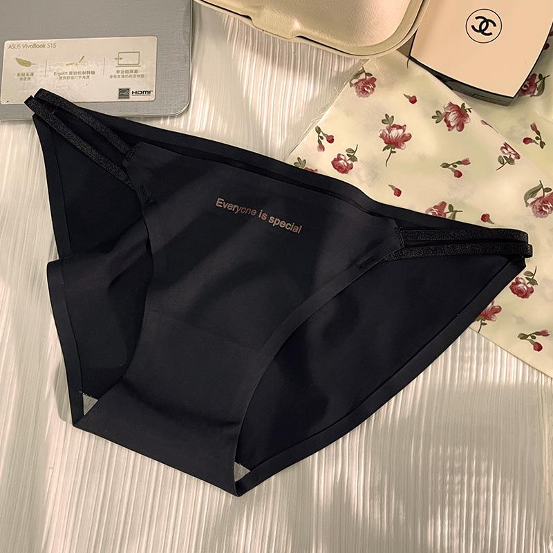 One Piece Ice Silk Seamless Underwear for Women Sexy Slim Strap Low Waist Briefs Skin Friendly Pure Cotton Crotch Breathable Girls' Triangle Panties