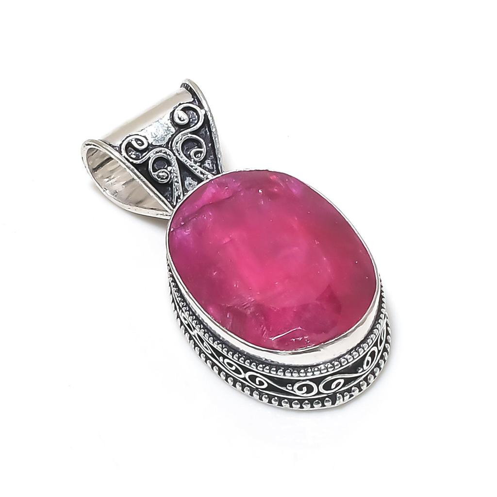 Beautiful Kashmir Ruby Gemstone Silver Pendant in 925 Sterling Silver - Handmade Oval Design, Everyday Wear Jewelry Party Wear Gift