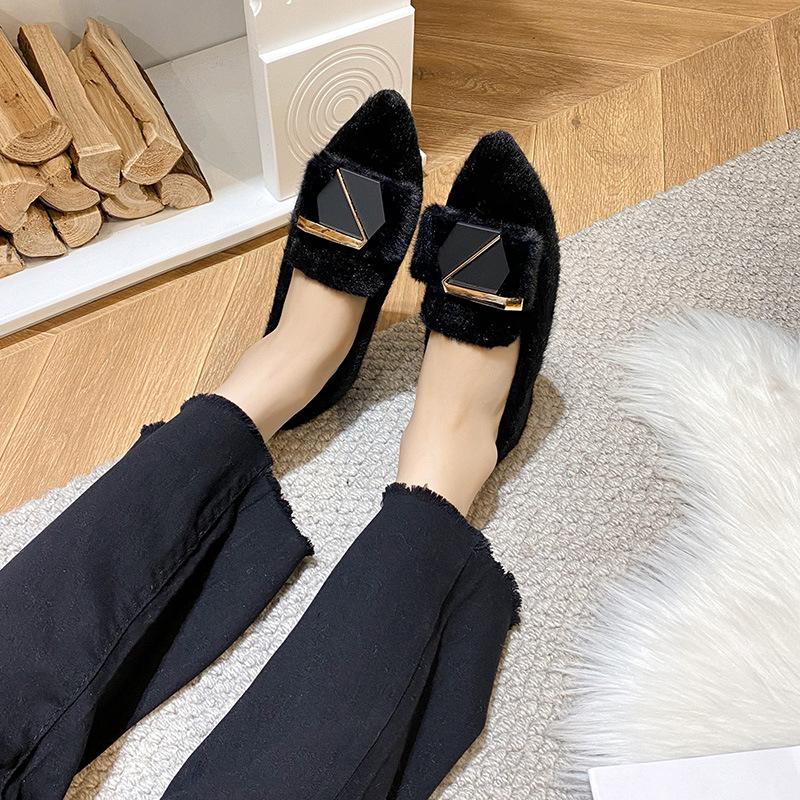 Novos Sapatos Rasos Quentes Femininos Lindo Bico Fino Mocassins de Calçar Botas Pequenas Casuais para Menina