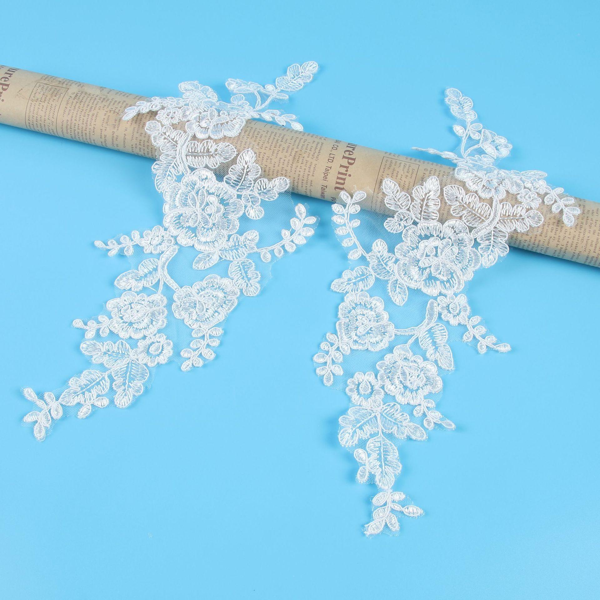 

Car Bone Flower Pair Flower Lace Flower Clothes Decal Embroidery Patch Fashion Lace Embroidery Clothing Accessories This white, a pair * 34 * 15CM