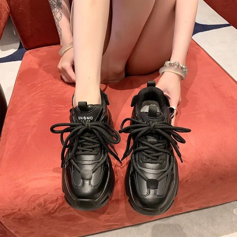Mode 8CM Frühling High Platform Sneakers Damen Atmungsaktiver Tennis Damen Vulkanisierte Schuhe Herbst Klobige Sneakers Sportliche Dad Shoes Frau