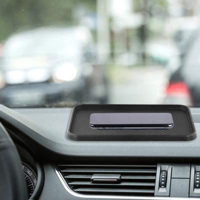 Tappetino portaoggetti nero per cruscotto auto in silicone antiscivolo 200x128mm set ultimo