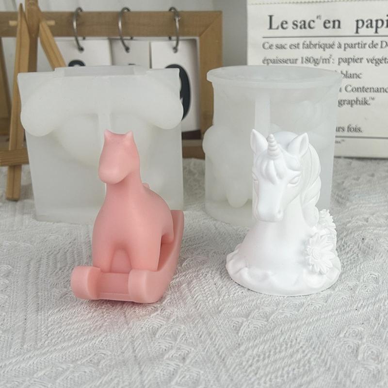 Horse Statue Silicone Candle Molds Food Safe Silicone Temperature Resistant for Resin Casting Candle Chocolate Baking