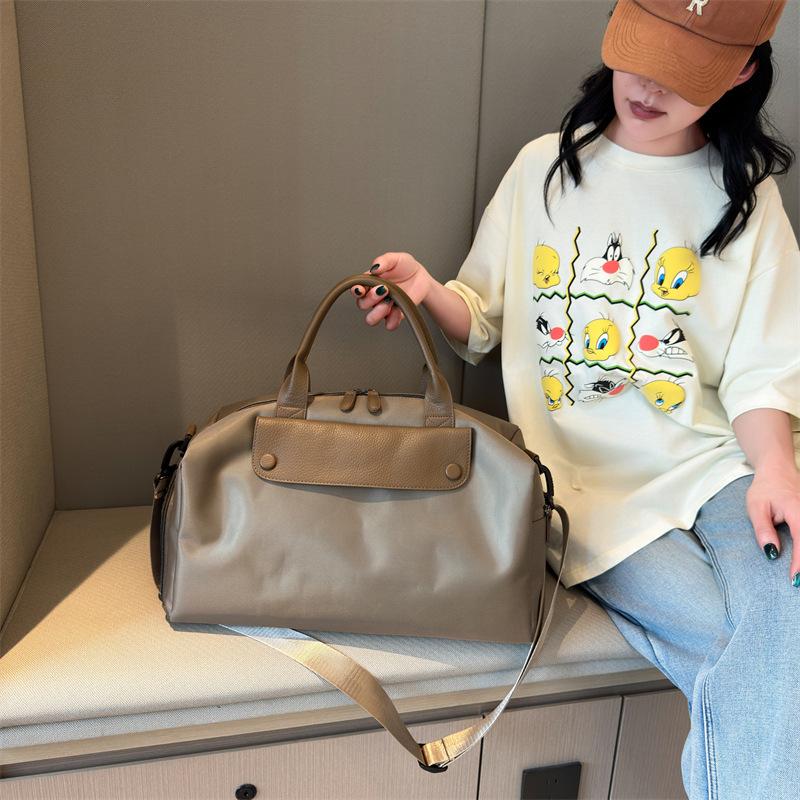 Fitness bag Women's large-capacity yoga storage bag Swimming bag Business trip luggage bag Hand-held short-distance travel bag