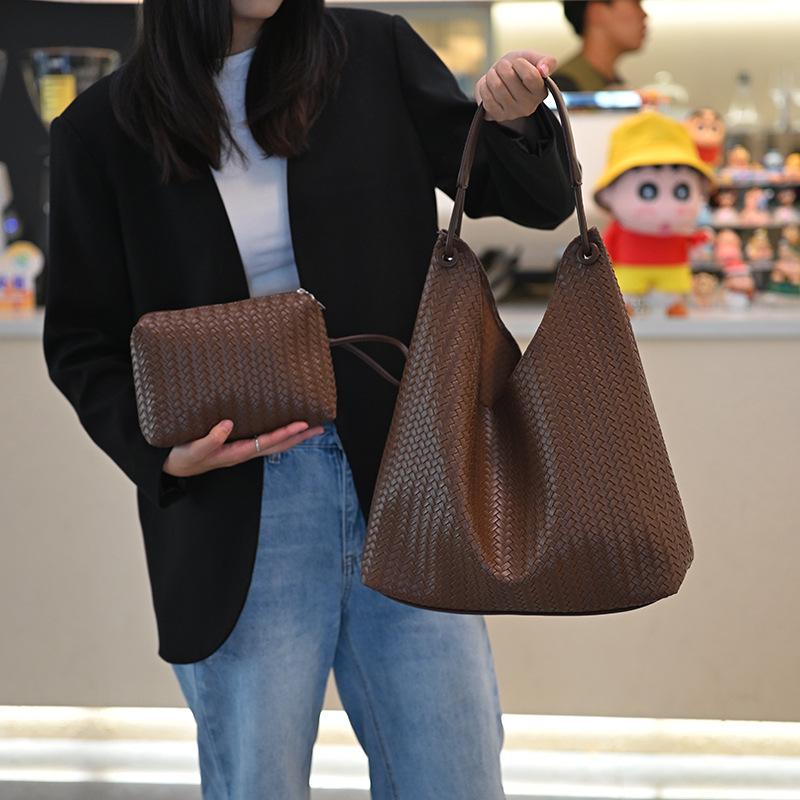 

Retro Large Capacity Underarm Commute Bag for Women - 2025 Woven Texture Fashion Shoulder Tote One Size кавовий