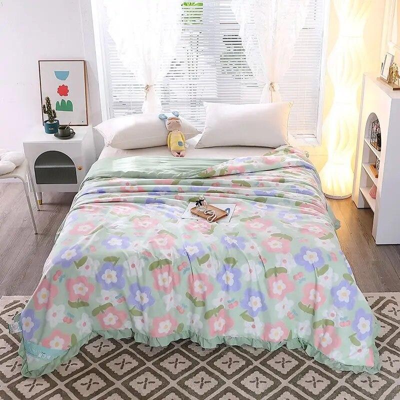 Summer Quilts Thin Air Confitioning Comforter Skin-friendly Home Office Nap Thin Blanket Quilted Bedspreads for Adults Kids
