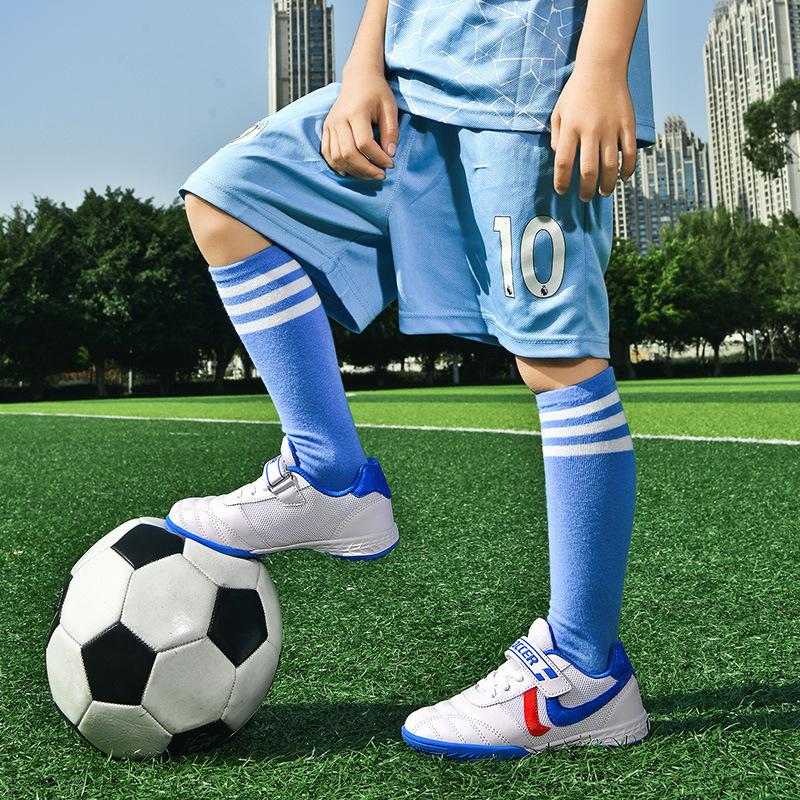 New Football Shoes Men and Women Children Velcro TF Broken Nails Young Students Grass Flat Training Shoes