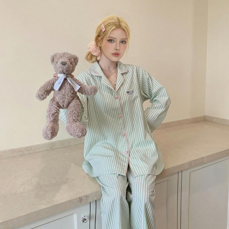 1011 new pure cotton pajamas women's spring and autumn long-sleeved loose striped suit women's cartoon loungewear can be worn outside