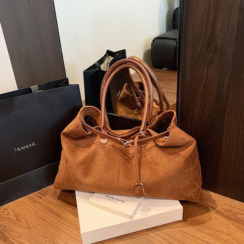 Suede Bag Women's Large Capacity 2025 New Autumn and Winter Versatile Retro Shoulder Underarm Bag Pleated Tote Bag