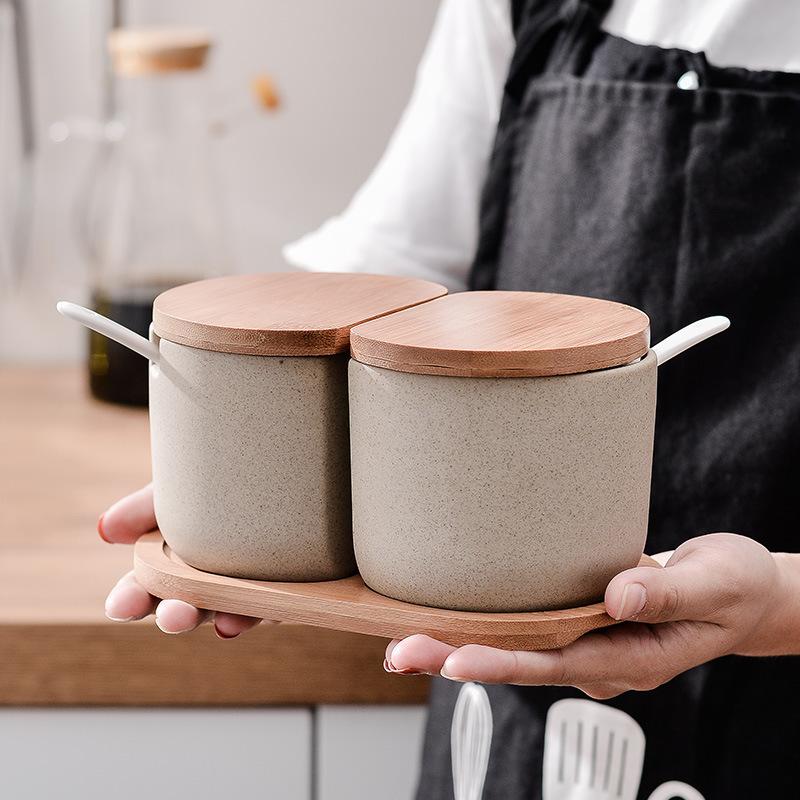Ceramic Seasoning Jar Set Kitchen Supplies Spice Jar 2 Piece Set with Cover Spoon Seasoning Box Condiment Bottles Salt Shaker