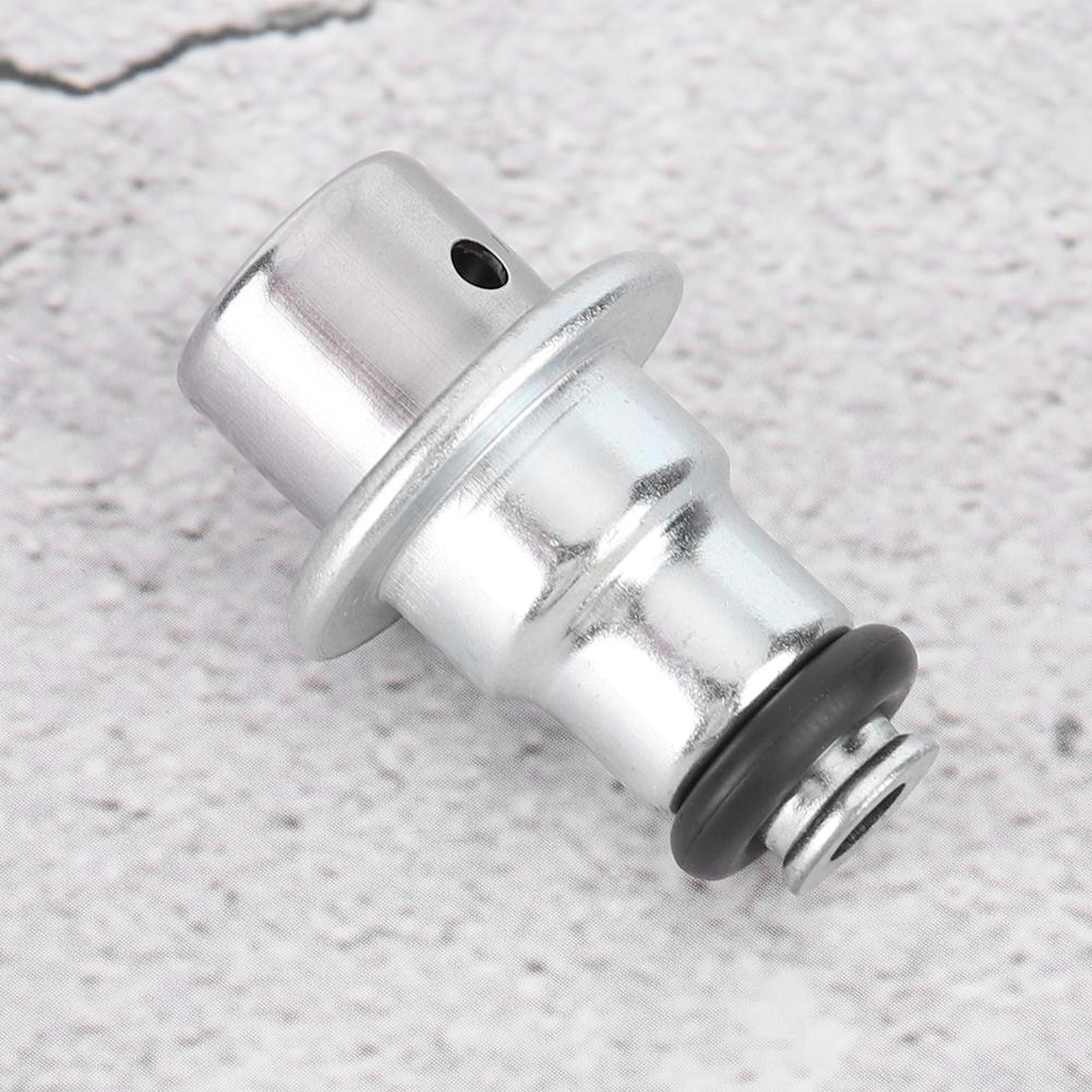 Fuel Pressure Regulator Valve 23280 22010 Fits for Toyota Scion Camry Corolla