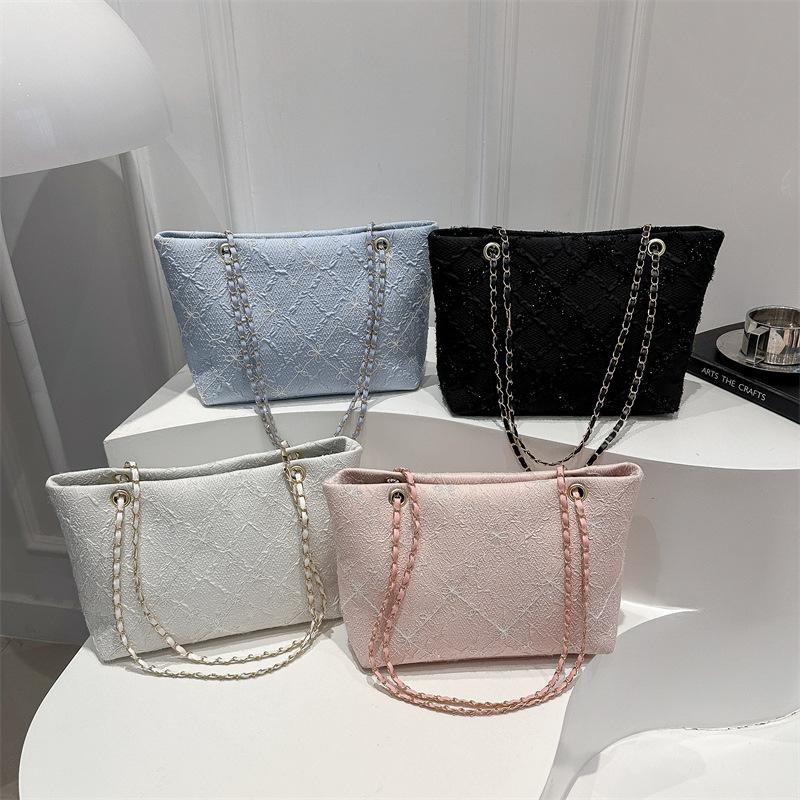 Fashion and Popular Women's Diamond 2025 Summer New Casual Simple Chain Crossbody Shoulder Tote Bag