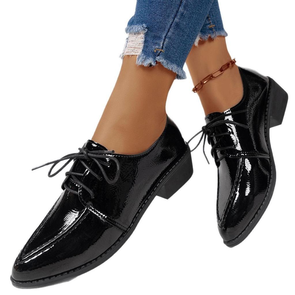 Außenhandel große Größe Frühling flacher Mund einzelne Schuhe Damen 2025 neu spitze Zehen Schnürung Britischer Stil kleine Lederschuhe schwarz mattes Tuch