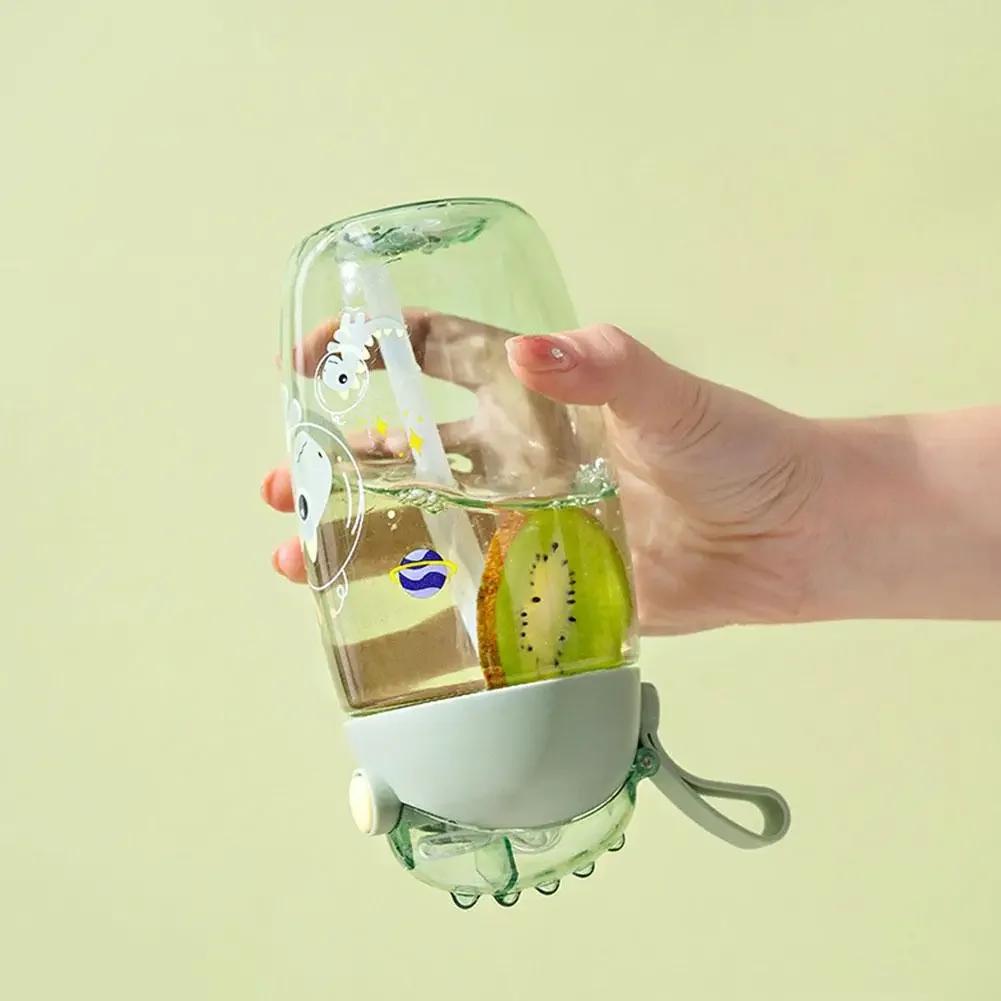 600ml Children's Straw Cup, Large Capacity Sports Children's Cup, Plastic Portable and Easy To Handle Cup, Anti Drop