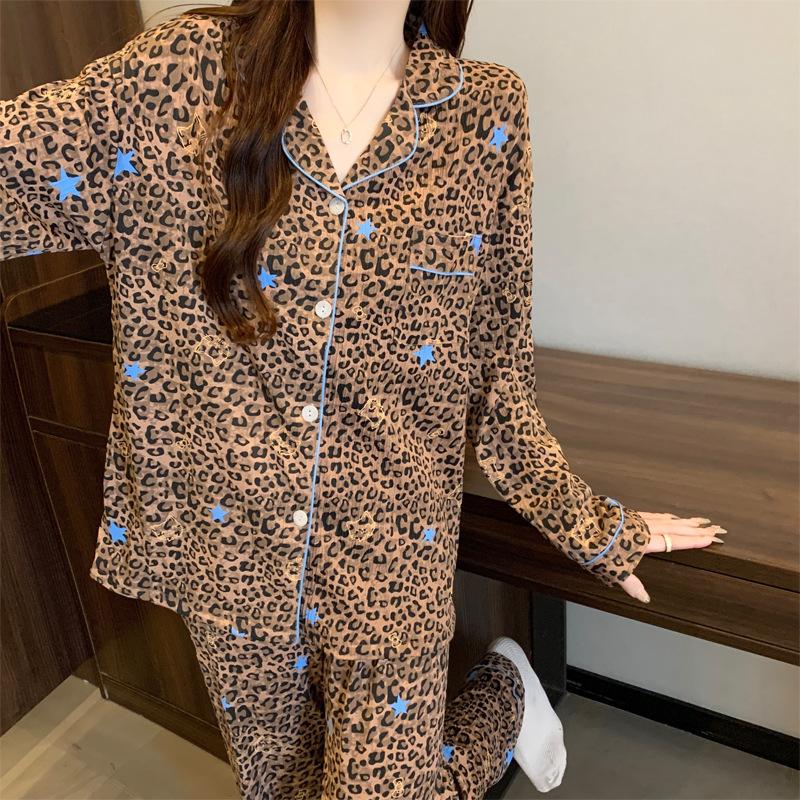 Popular cartoon leopard print wrinkled cloth pajamas women's spring and autumn Maillard long-sleeved trousers loungewear set
