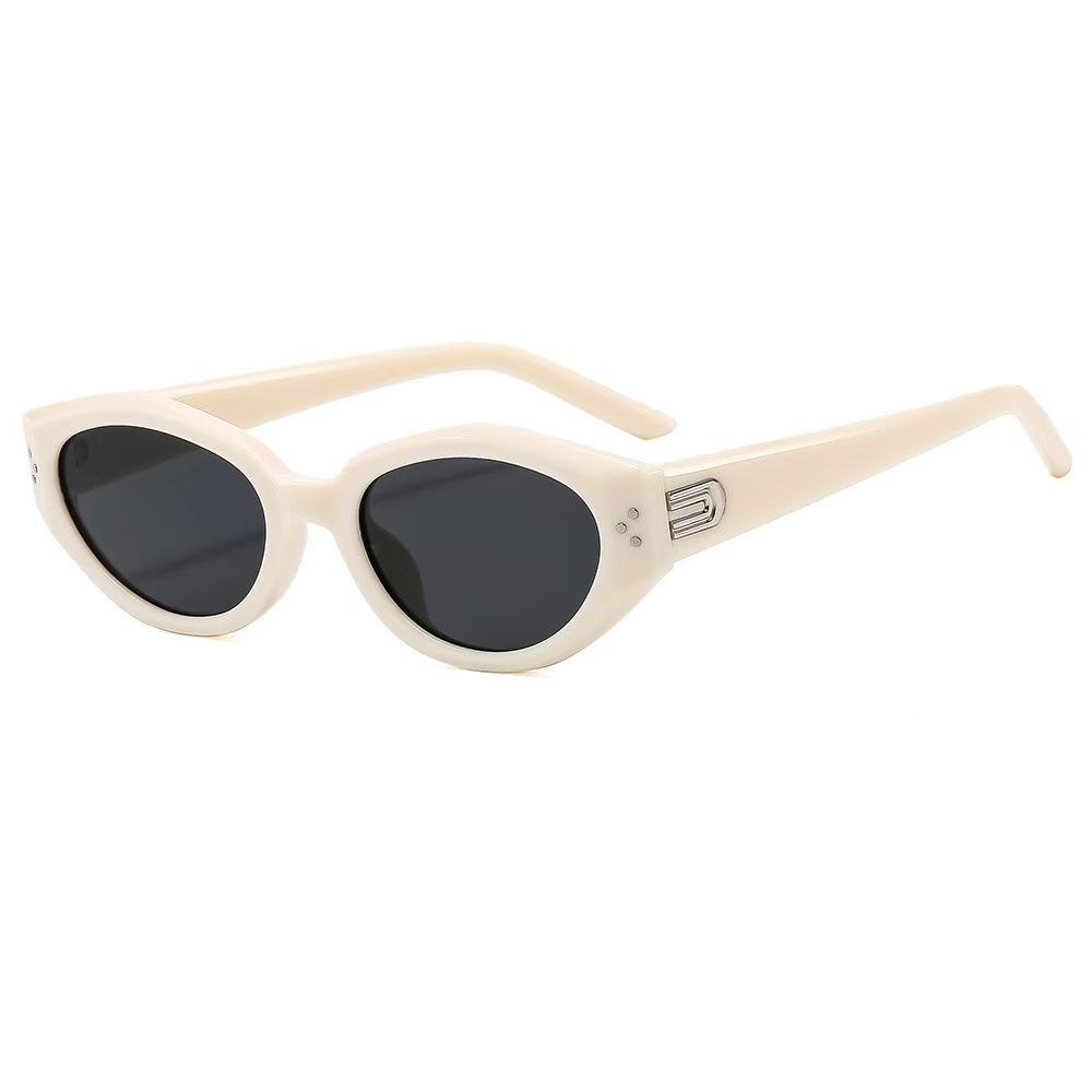 New Korean Retro Cat Eye Sunglasses, High-End UV Protection, Polarized for Men & Women