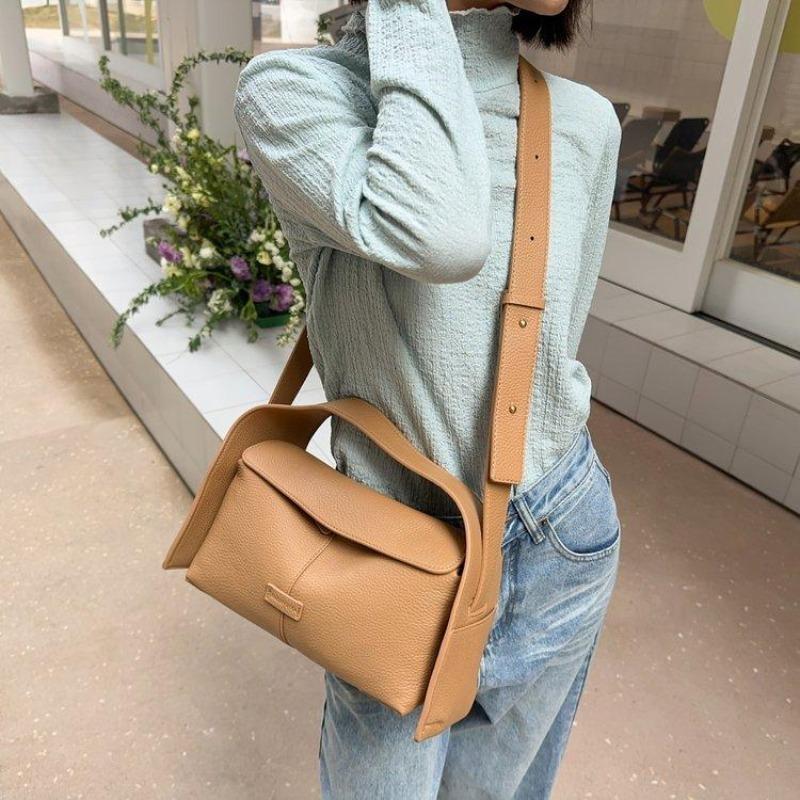 Women's Fashion Retro Large-capacity Shoulder Bag, Cow Leather Messenger Bag