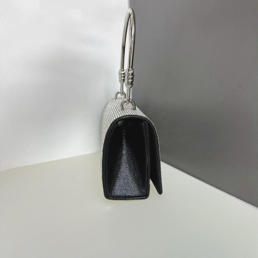 2023 European & American Luxury Shining Diamond Knotted Evening Wrist Handbag