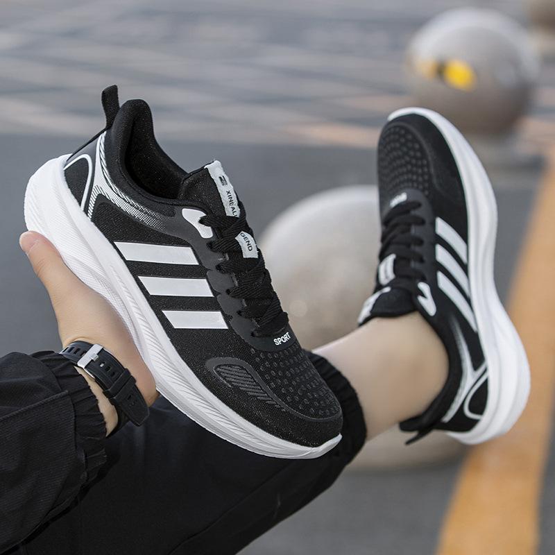 Mesh sports shoes breathable thin craft casual shoes men and women with the same soft-soled couple shoes running casual shoes