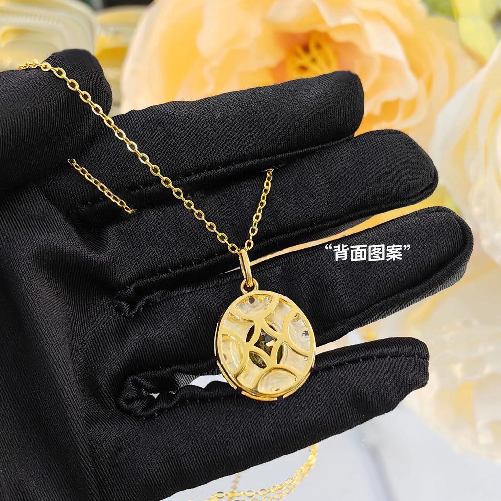 Imitation Natural Peridot Pendant, High-End Zircon Necklace, Italian Two-Color Gold Round Collarbone Chain.