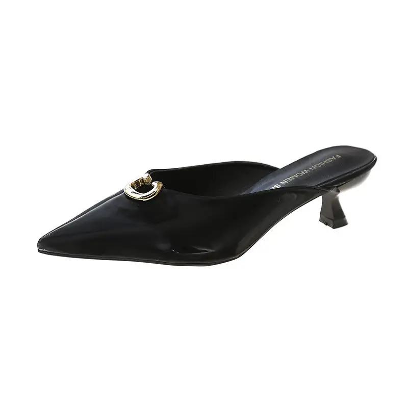 Women's Slippers and Ladies Sandals Pointed Toe Shoes Outside Slides Elegant Fashionable Wholesale Casual New Collection Fashion