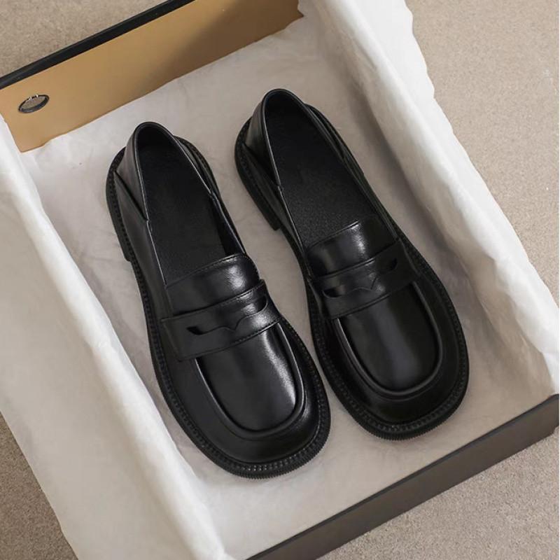 

Британские маленькие кожаные туфли женские 2025 новые весенне-осенние туфли в стиле ретро на плоской подошве мокасины с одной педалью женская обувь больших размеров 35