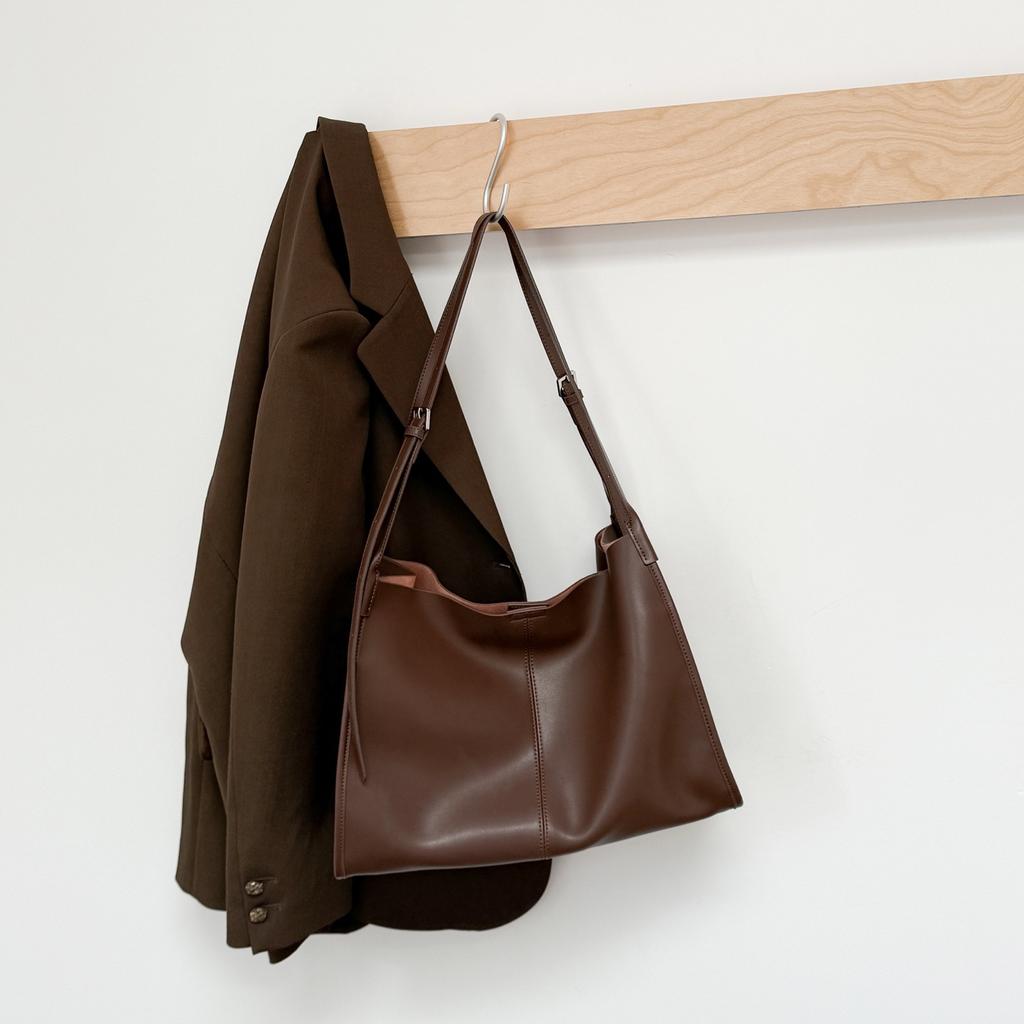 Cowhide Bag New Autumn and Winter Vintage Leather Women's Bag Tote Bag Versatile Texture Commuting Hand-held Shoulder Bag