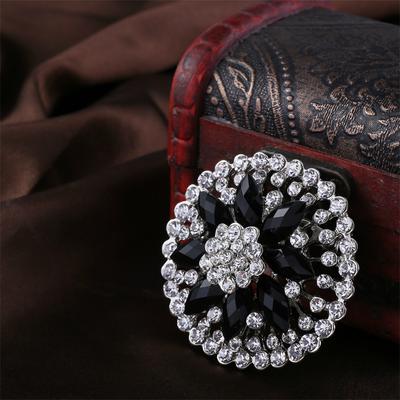 High -Grade Round Rhinestone Brooch Fashion Versatile Jewelry Uniform Clothing Accessories