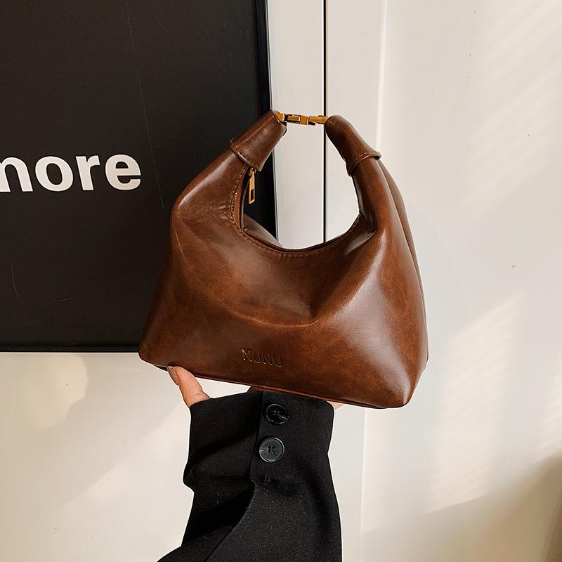 Niche Design Bag Women's Autumn and Winter 2025 New Fashion Shoulder Messenger Bag High-end Women's Portable Dumpling Bag