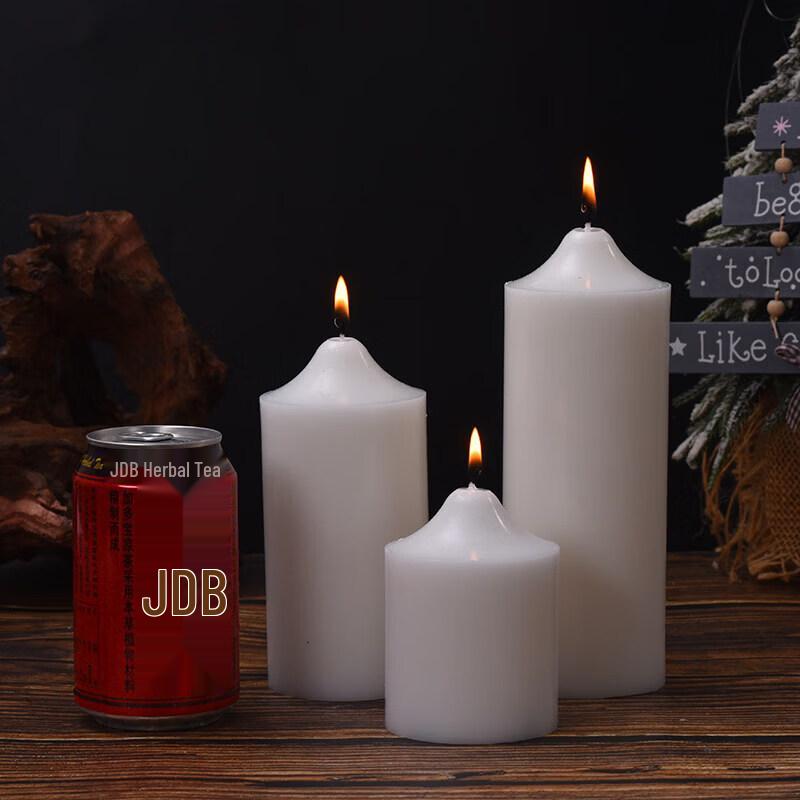 LIEI Ivory White Cylindrical Decorative Candle