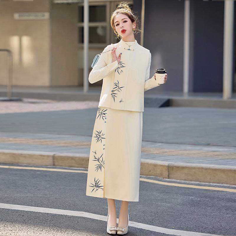 Spring 2025 New Chinese Style Stand Collar Vest & Half Skirt Two-Piece Set Dress (ZM25201)