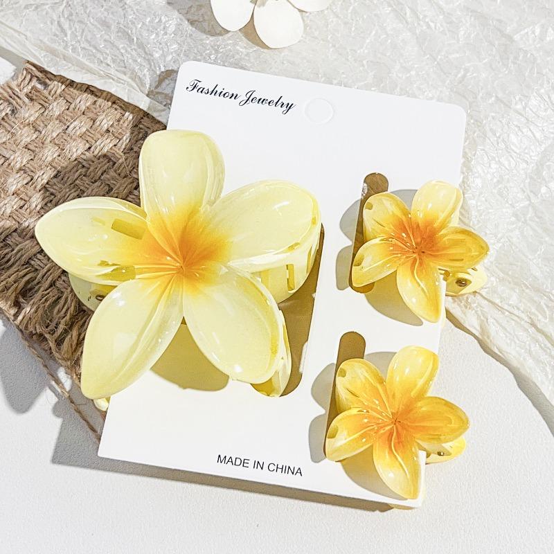 

Frangipani Hairpin Beach Vacation Style Bauhinia Flower Updo Shark Hairpin Set PS