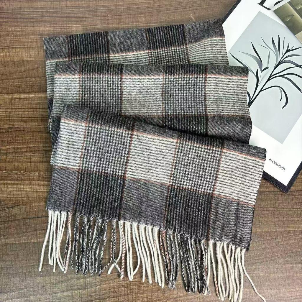 Unisex British Plaid Wool Scarf - Warm, Versatile Snood for Autumn/Winter